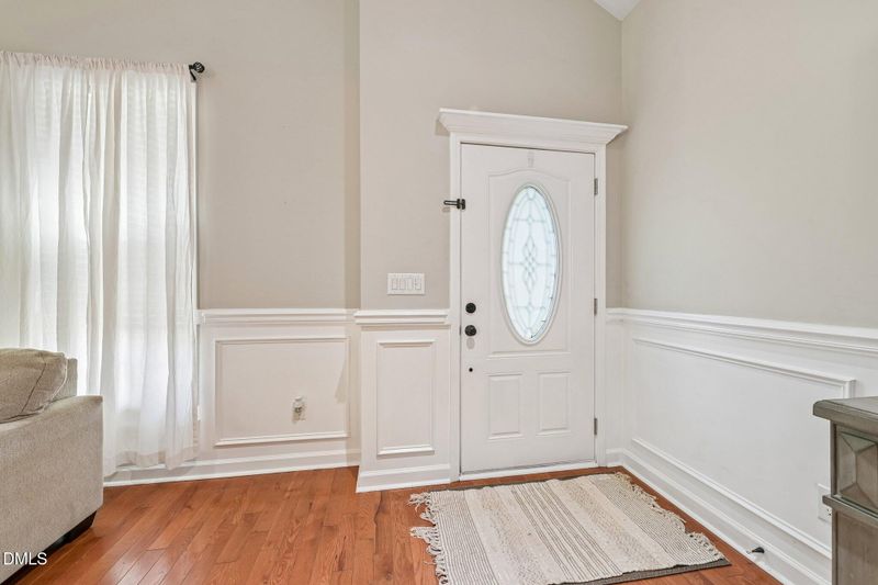 616 Maple Ln, Raleigh, NC 27603