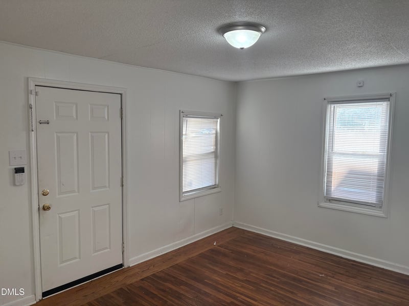616 W Markham Ave, Durham, NC 27701