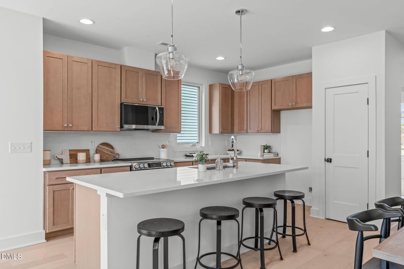 616 Rocky Knob Ct, Raleigh, NC 27601