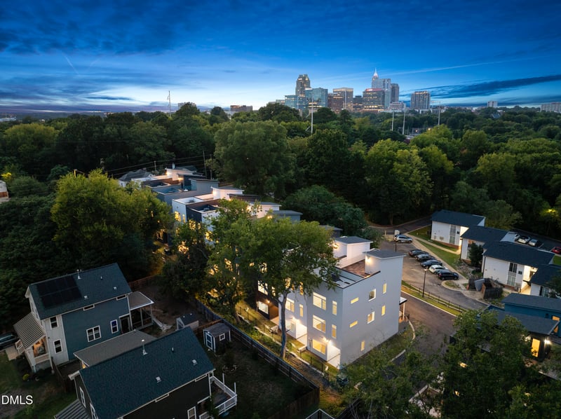 616 Rocky Knob Ct, Raleigh, NC 27601