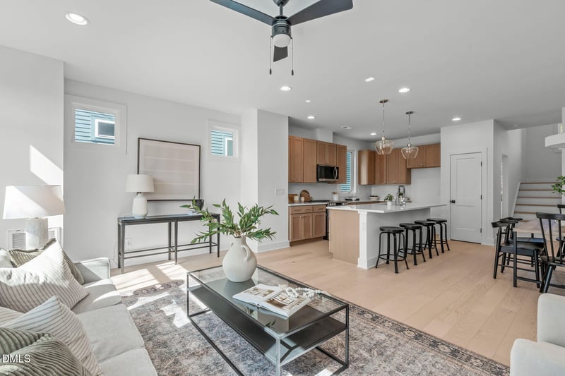 616 Rocky Knob Ct, Raleigh, NC 27601
