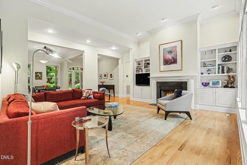 617 Bowden Rd, Chapel Hill, NC 27516