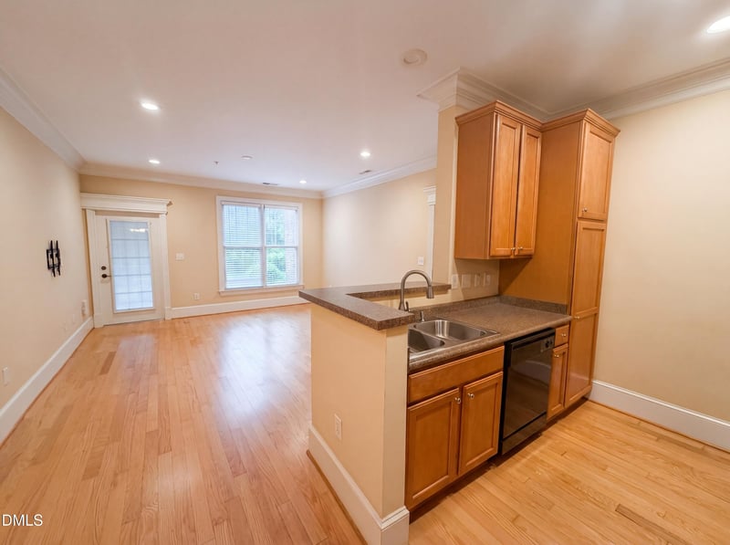 617 Waterford Lake Dr, Cary, NC 27519
