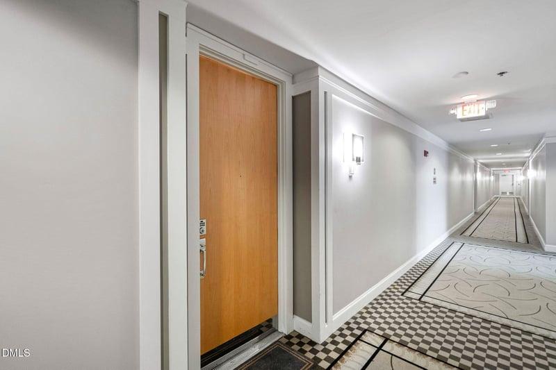 618 N Boylan Ave #812, Raleigh, NC 27603