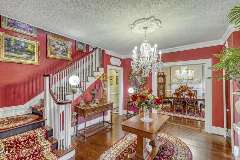618 S Fifth St, Mebane, NC 27302