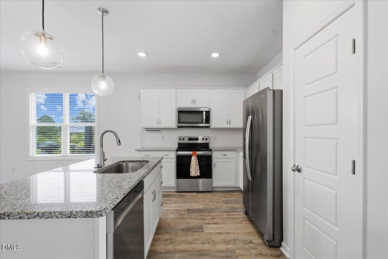 619 Sturgeon St, Smithfield, NC 27577
