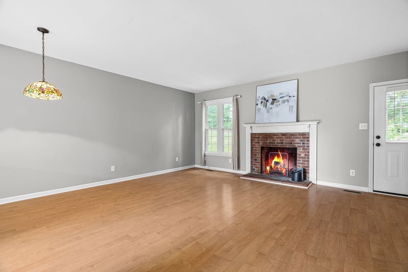 6217 Waterside Ln, Raleigh, NC 27613