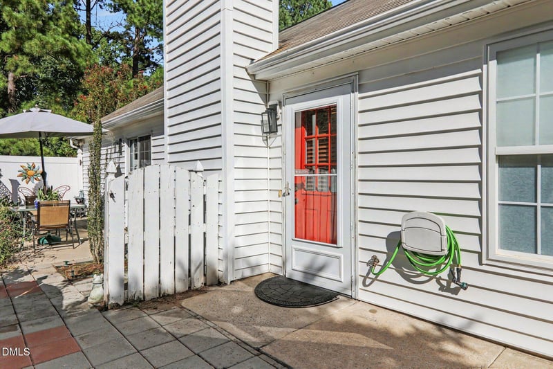 622 Ashford Ln, Durham, NC 27713