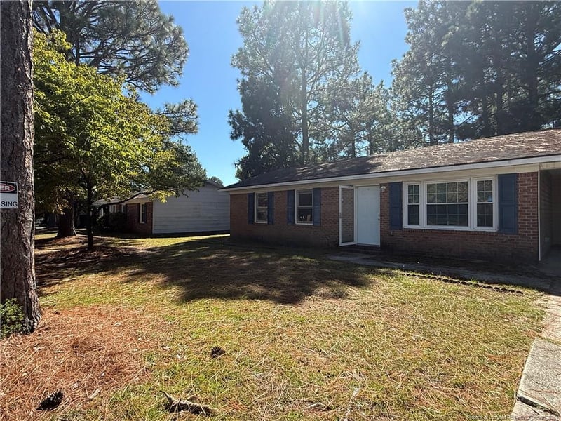 6221 Bretton Woods Dr, Hope Mills, NC 28348