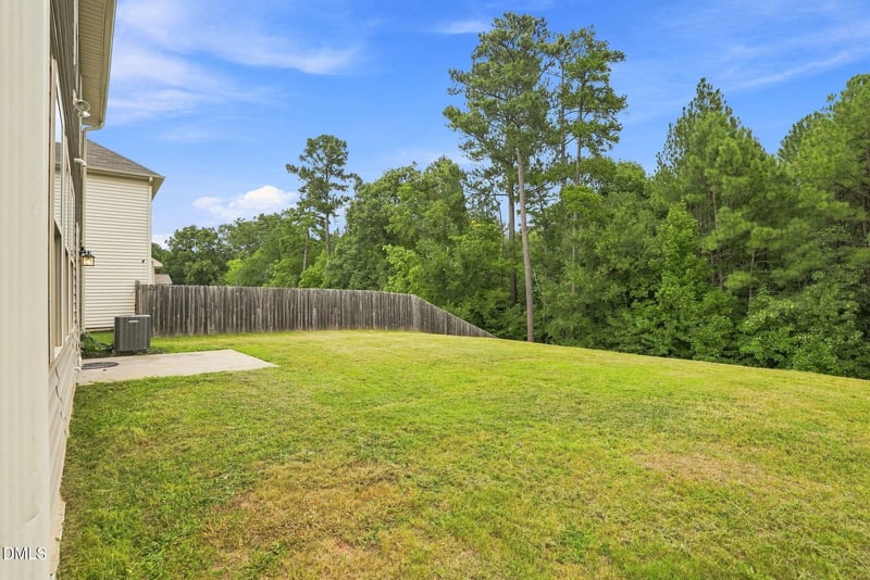 623 Hiddenbrook Dr, Durham, NC 27703