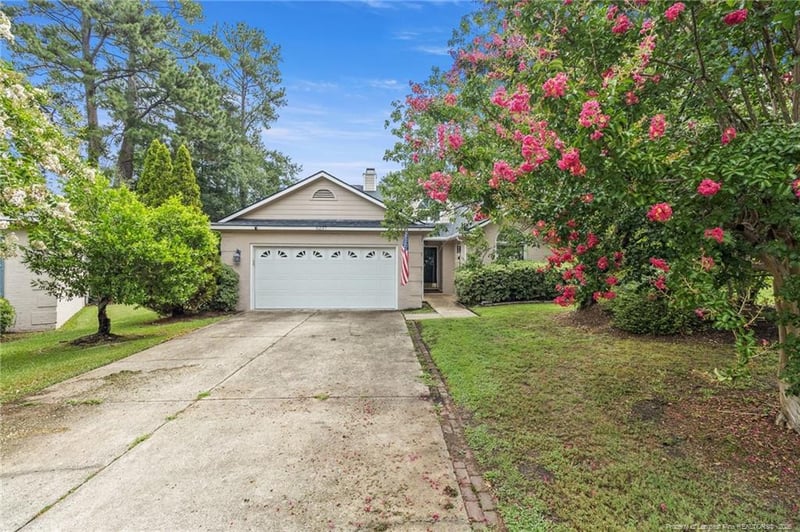 6237 Falkland Ct, Fayetteville, NC 28311