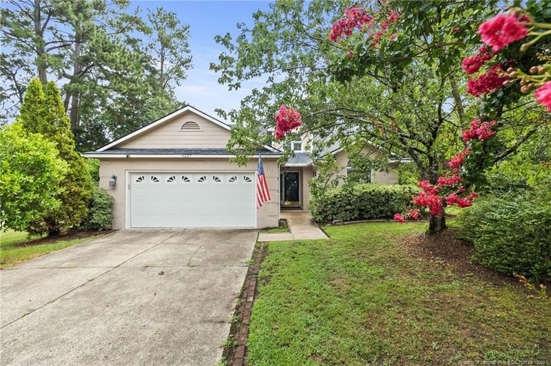 6237 Falkland Ct, Fayetteville, NC 28311