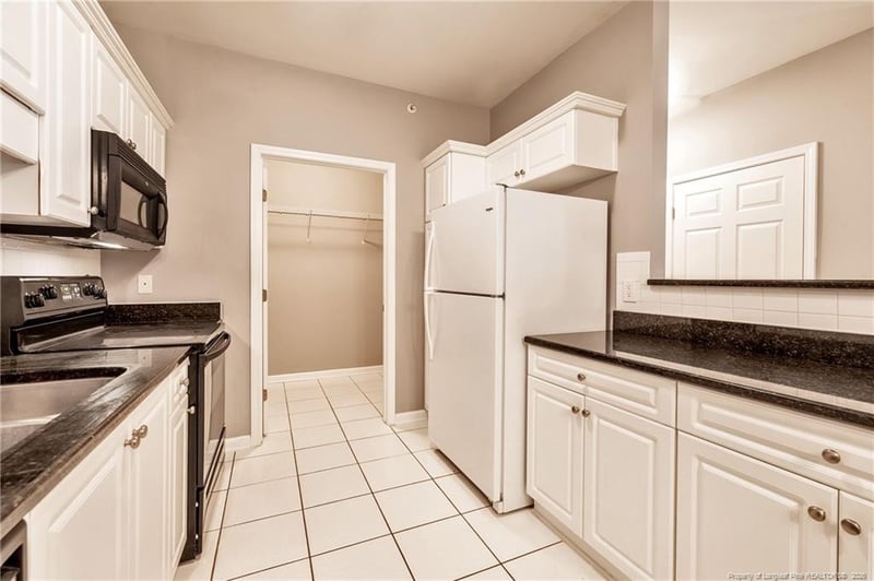 625 Marshtree Ln #304, Fayetteville, NC 28314