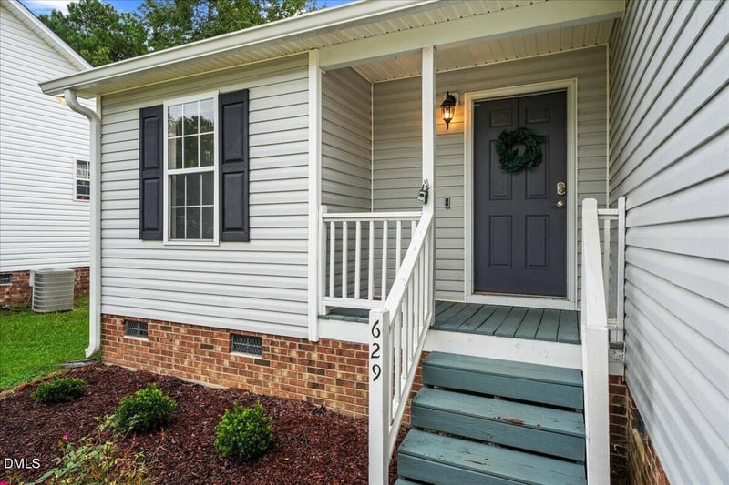 629 Avondale Dr, Clayton, NC 27520