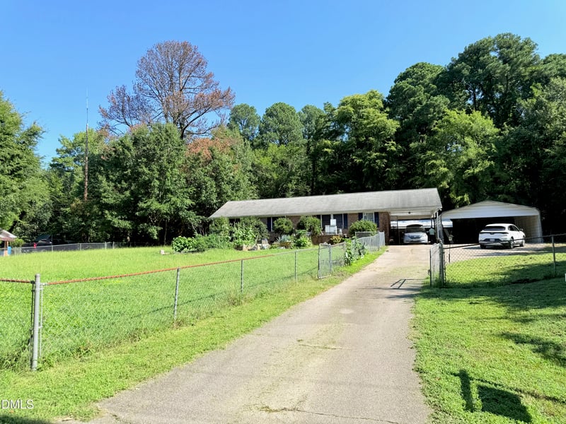 629 Nc 54, Durham, NC 27713
