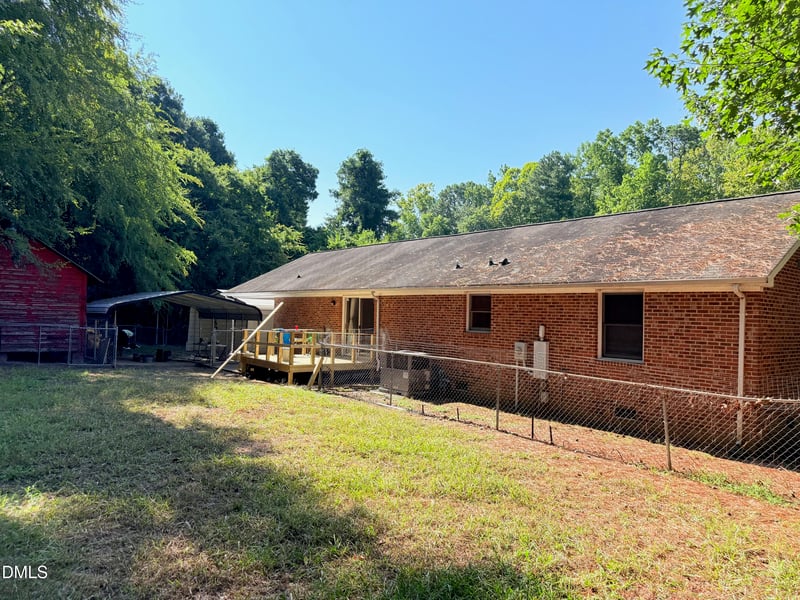 629 Nc 54, Durham, NC 27713