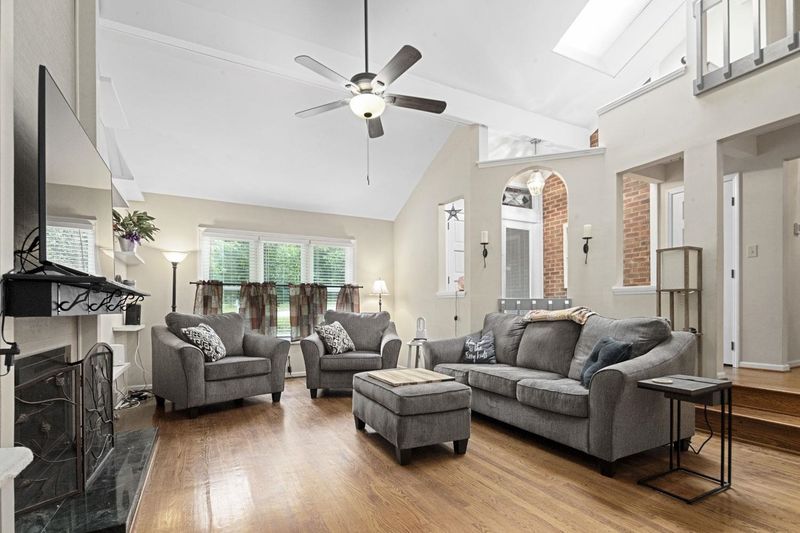 630 Westwood Dr, Garner, NC 27529