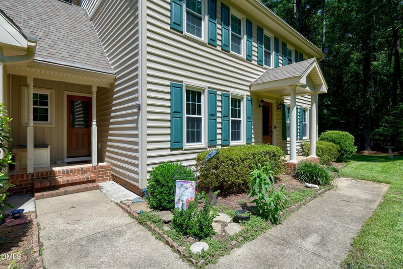 6309 Windy Ridge Ct, Raleigh, NC 27606