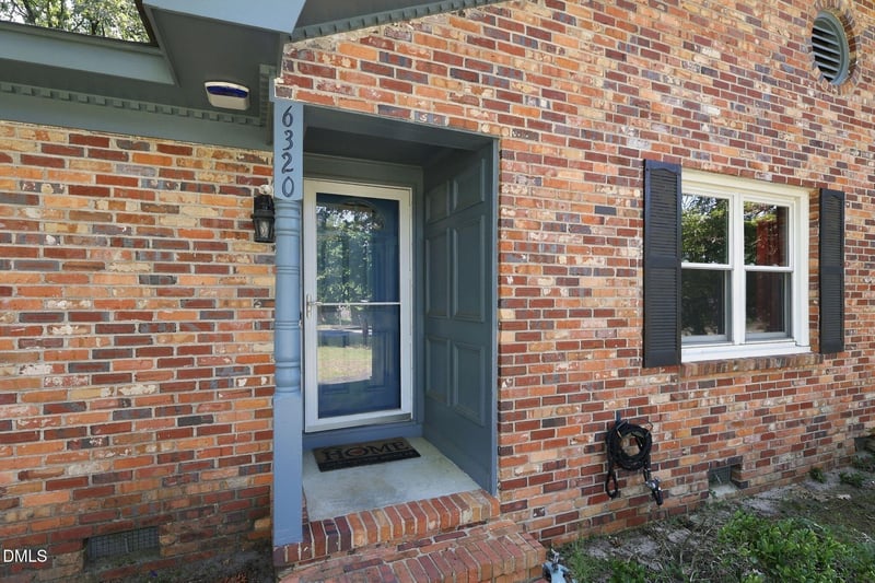 6320 Milford Rd, Fayetteville, NC 28303