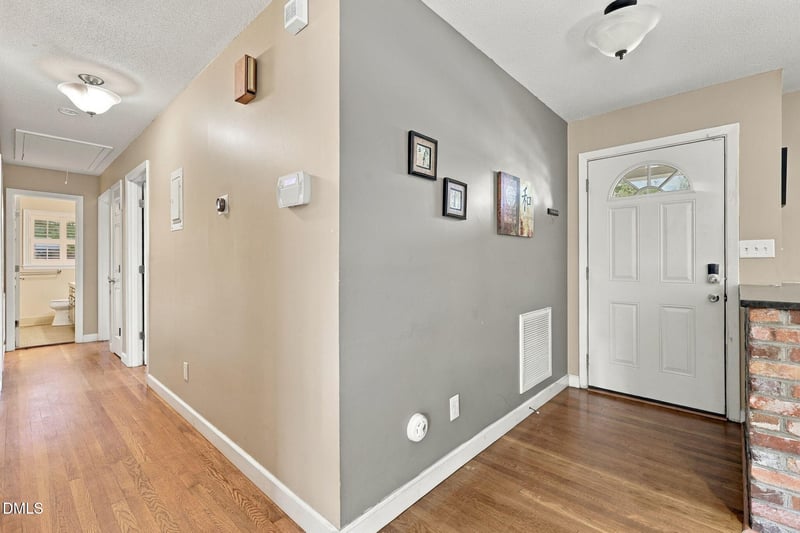 6320 Milford Rd, Fayetteville, NC 28303