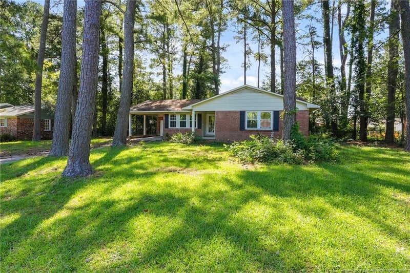 6341 Kincross Ave, Fayetteville, NC 28304