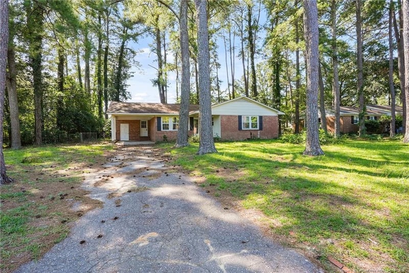 6341 Kincross Ave, Fayetteville, NC 28304
