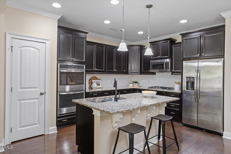 636 Chronicle Dr, Cary, NC 27513