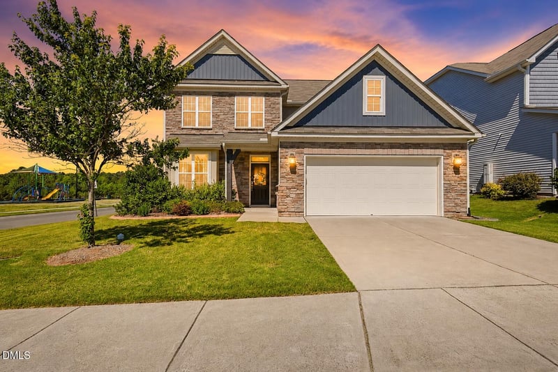 636 Hiddenbrook Dr, Durham, NC 27703