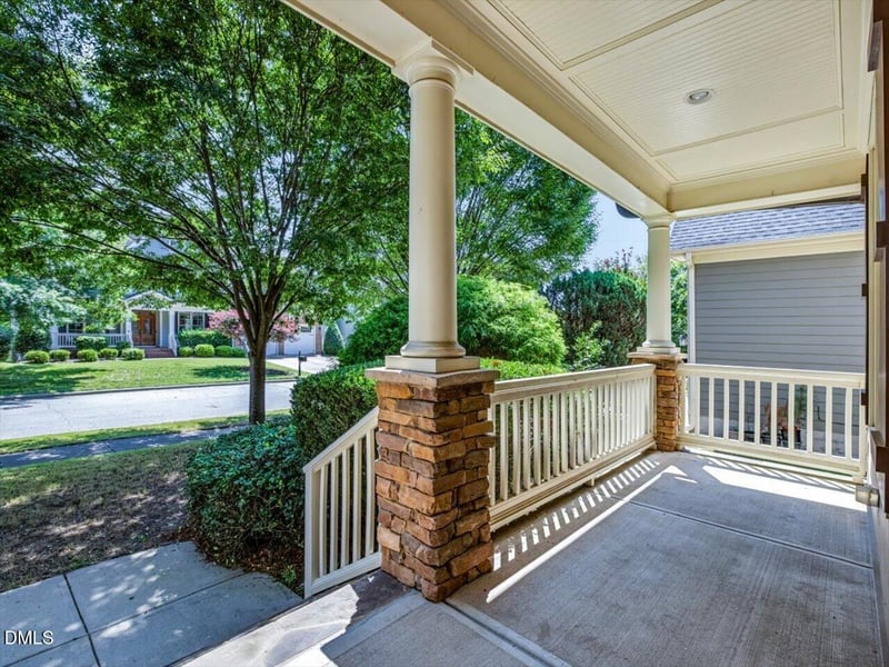 637 Peach Orchard Pl, Cary, NC 27519