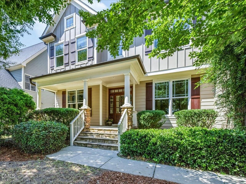 637 Peach Orchard Pl, Cary, NC 27519