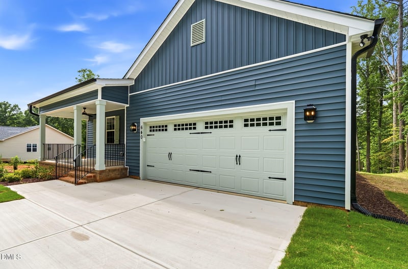 640 Shawnee Dr, Louisburg, NC 27549