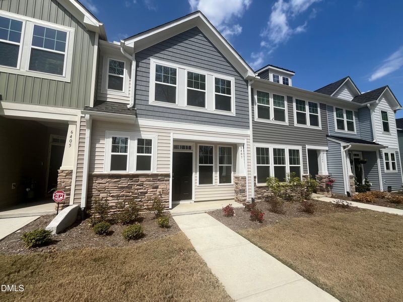 6407 Granite Quarry Dr, Raleigh, NC 27610