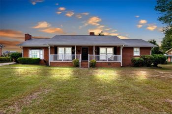 6411 Deland Ave, Fayetteville, NC 28303