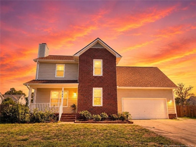 6418 Streeter Dr, Hope Mills, NC 28348
