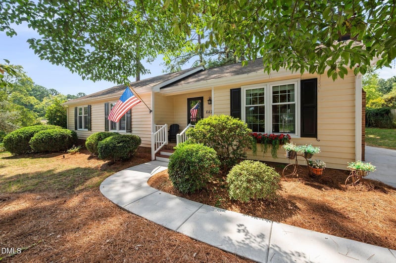 6421 Wynbrook Way, Raleigh, NC 27612