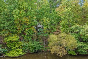 6426 Heartwood Dr, Chapel Hill, NC 27516