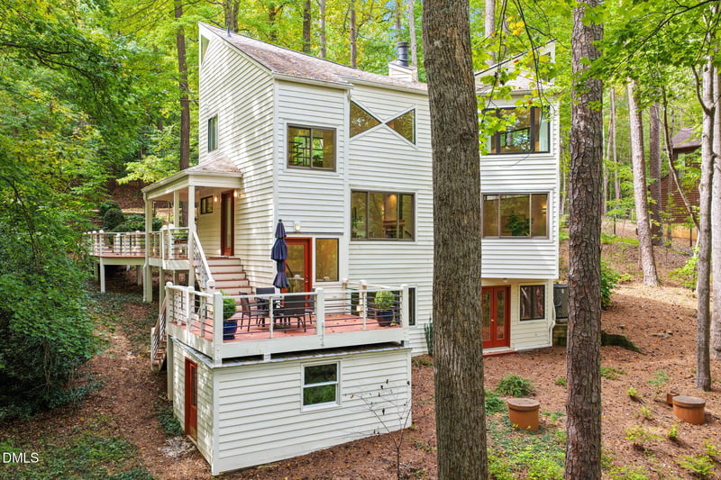 6426 Heartwood Dr, Chapel Hill, NC 27516