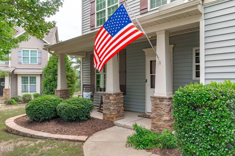 6432 Cardinaux Ln, Holly Springs, NC 27540