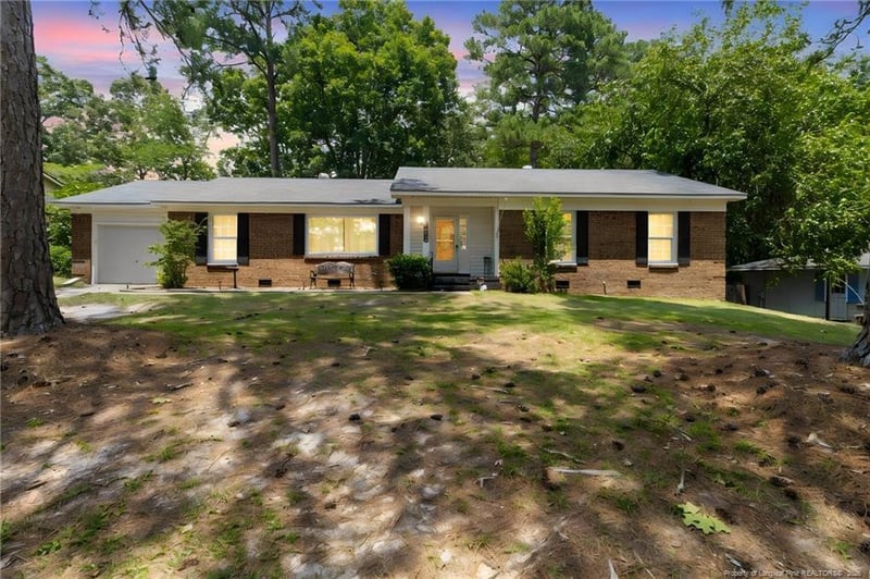 6432 Easthampton Rd, Fayetteville, NC 28314