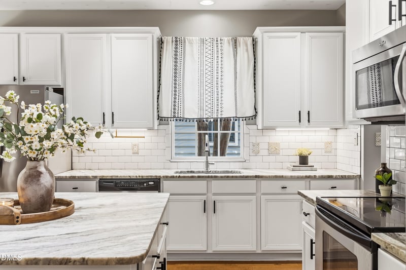 644 Ashbrittle Dr, Rolesville, NC 27571