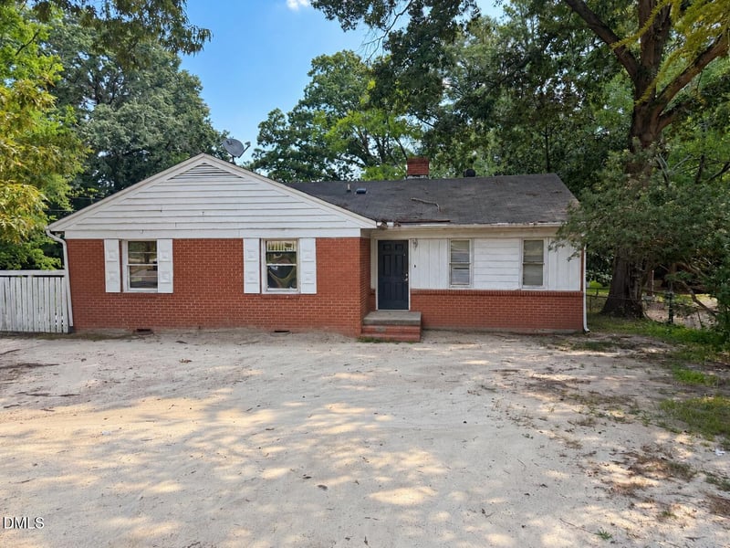 645 Sunnybrook Rd, Raleigh, NC 27610