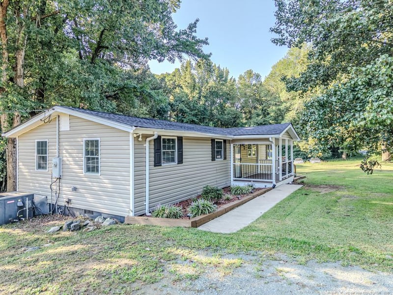 646 N Plank Rd, Sanford, NC 27330