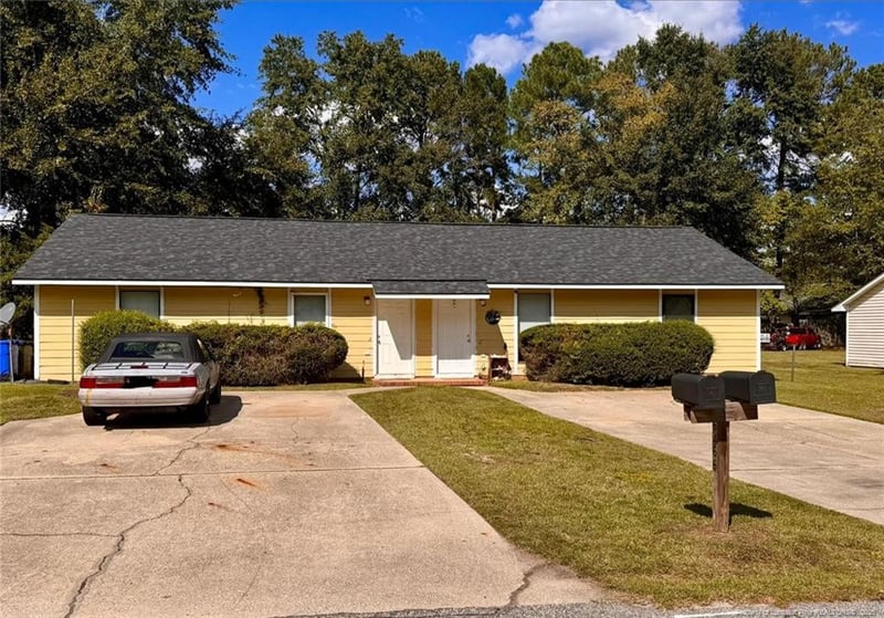 6464 - 6466 Rockford Dr, Fayetteville, NC 28304