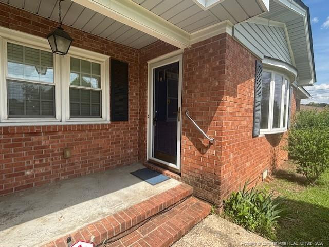 6470 Freeport Rd, Fayetteville, NC 28303