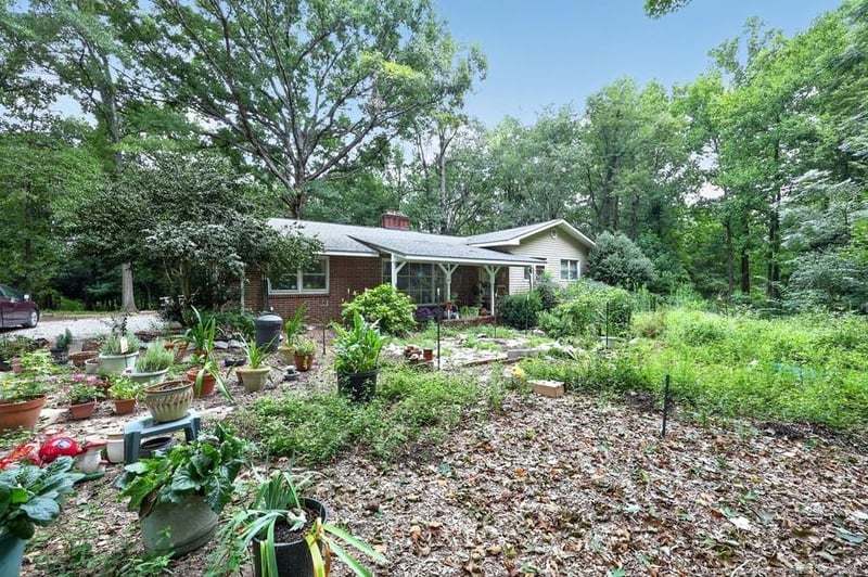 649 Kivett Rd, Lillington, NC 27546