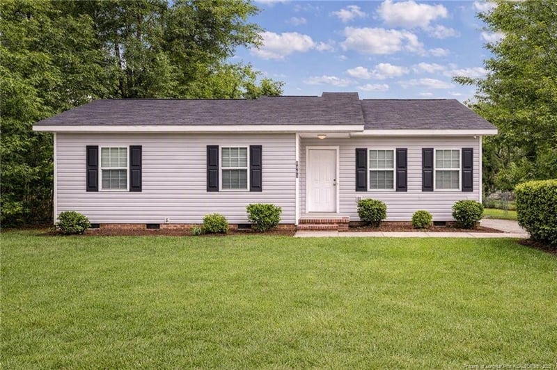 6495 Portsmouth Dr, Fayetteville, NC 28314