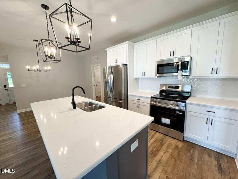 65 Kettle Creek Dr, Zebulon, NC 27597