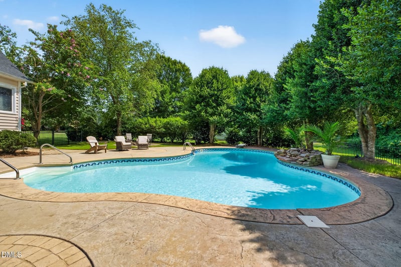 65 Powell Dr, Smithfield, NC 27577