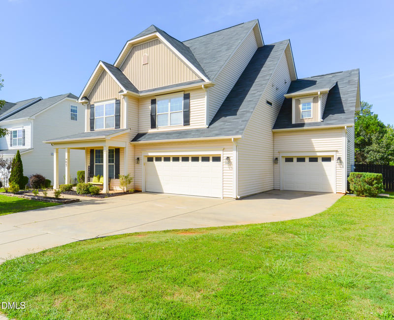 65 Sugarberry Ln, Clayton, NC 27527