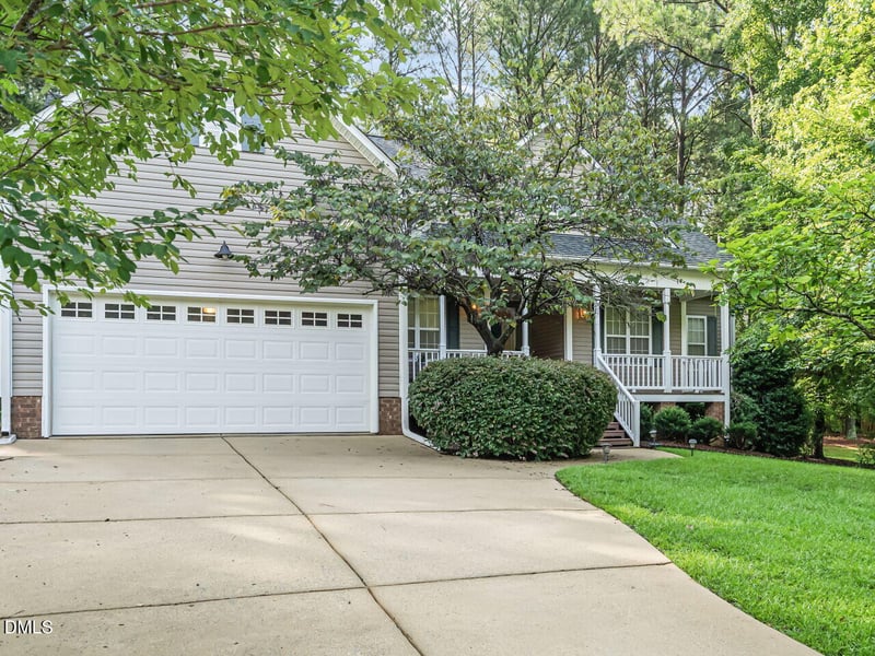65 Warwick Ct, Clayton, NC 27520